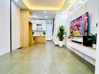 Bán nhà riêng yên hoà cầu giấy,33m nhà 5 tầng,mặt tiền 4m,