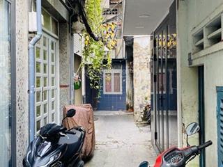 Bán nhanh nhà xvnt, sát q1, diện tích khủng 136m2, dòng tiền 39tr tháng, khu an ninh