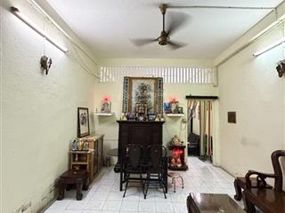 Ô tô ngủ trong nhà,65m2, nhà 3 tầng,5pn,ngay trung tâm ẩm thực vạn kiếp, cần bán gấp