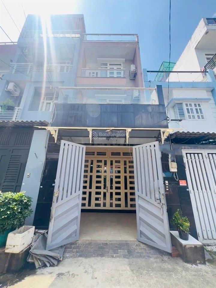 Bán nhà mặt tiền 4 tầng phạm văn chiêu,p14,gò vấp diện tích 60m2(4,2 x 15),4pn
giá bán 7,3 tỷ