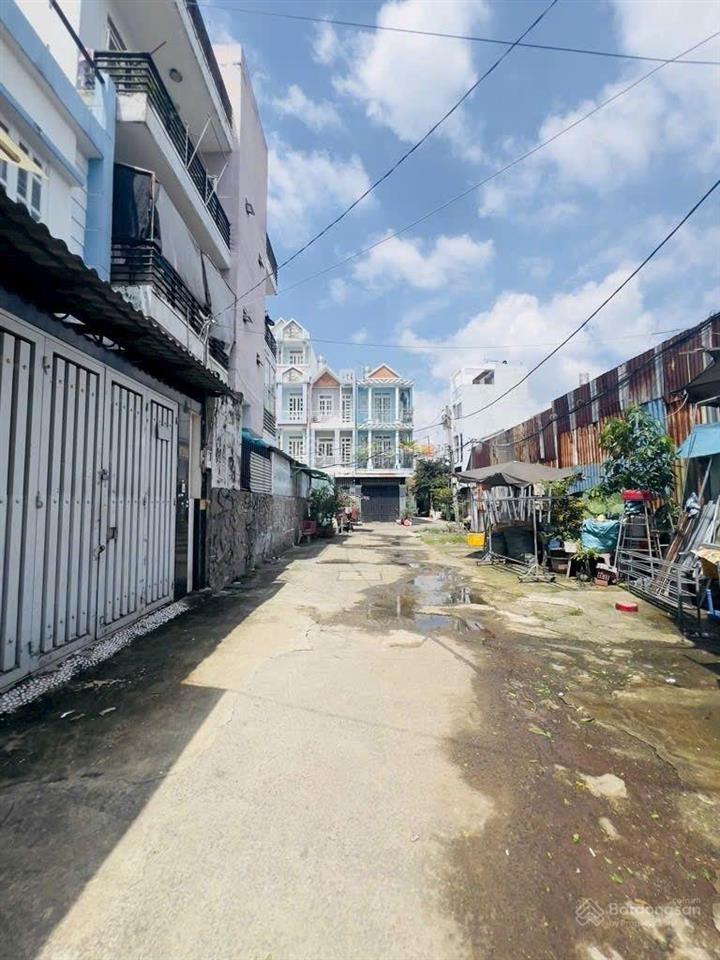 Bán nhà mặt tiền 4 tầng phạm văn chiêu,p14,gò vấp diện tích 60m2(4,2 x 15),4pn
giá bán 7,3 tỷ