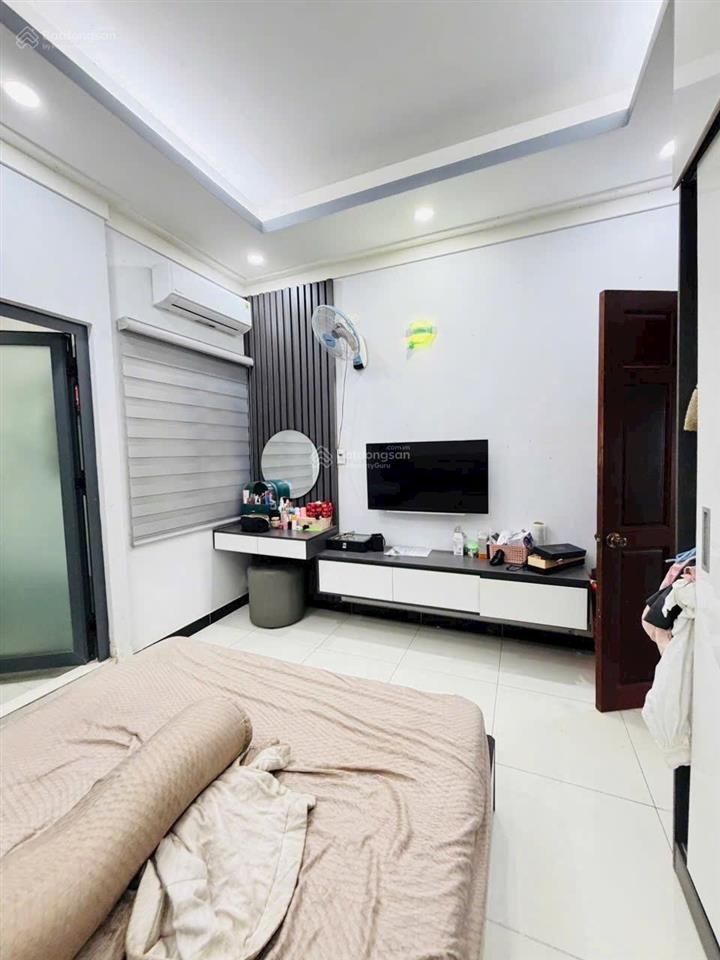 Nhà 2 lầu đường tx25 chính chủ xây ở chắc chắn