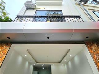 Thụy phương 40m2 x 5 tầng 11.5 tỷ ô tô vào nhà mặt ngõ thông hướng nam