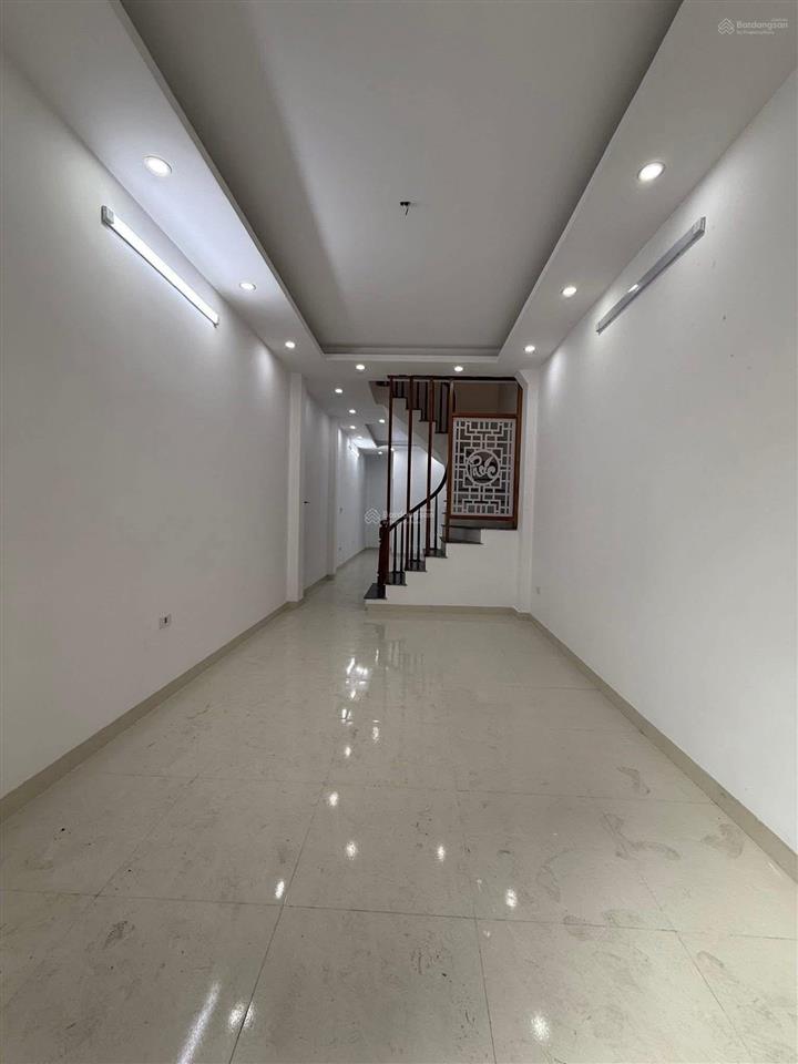 Full đầy đủ nội thất chỉ việc vận hành  8 phòng khép kín nhà di trạch 43,8 m2 giá 6.9 tỷ hư