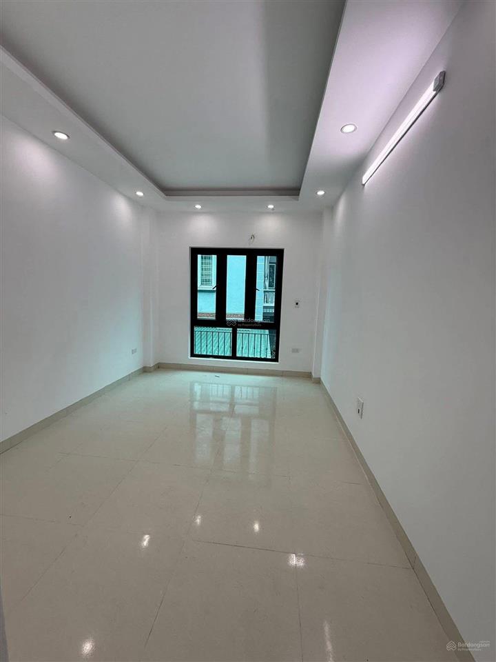 Full đầy đủ nội thất chỉ việc vận hành  8 phòng khép kín nhà di trạch 43,8 m2 giá 6.9 tỷ hư