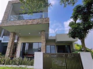 Chủ nhà đi nước ngoài bán villa flamingo đại lải 260m2, full nội thất và sân vườn. giá 15 tỷ