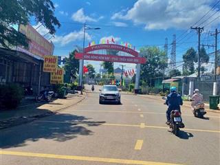 Đất thổ cư , mặt tiền đường nhựa bám đường 12m