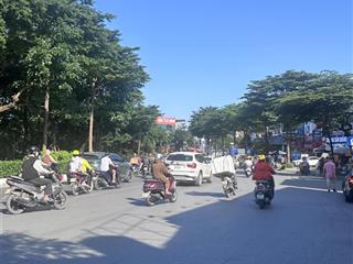 Bán 320m2 đất cầu giấy giá yêu thương 26 tỷ, lô góc 3 mặt thoáng, vf3 đỗ cửa