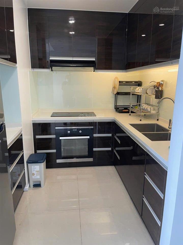 Cần tiền gấp nên bán nhanh căn hộ 2pn  diện tích 60m2