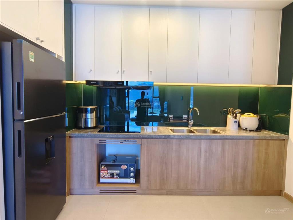 Cần tiền bán gấp căn 2pn, sam towers mặt sông hàn đã có sổ hồng