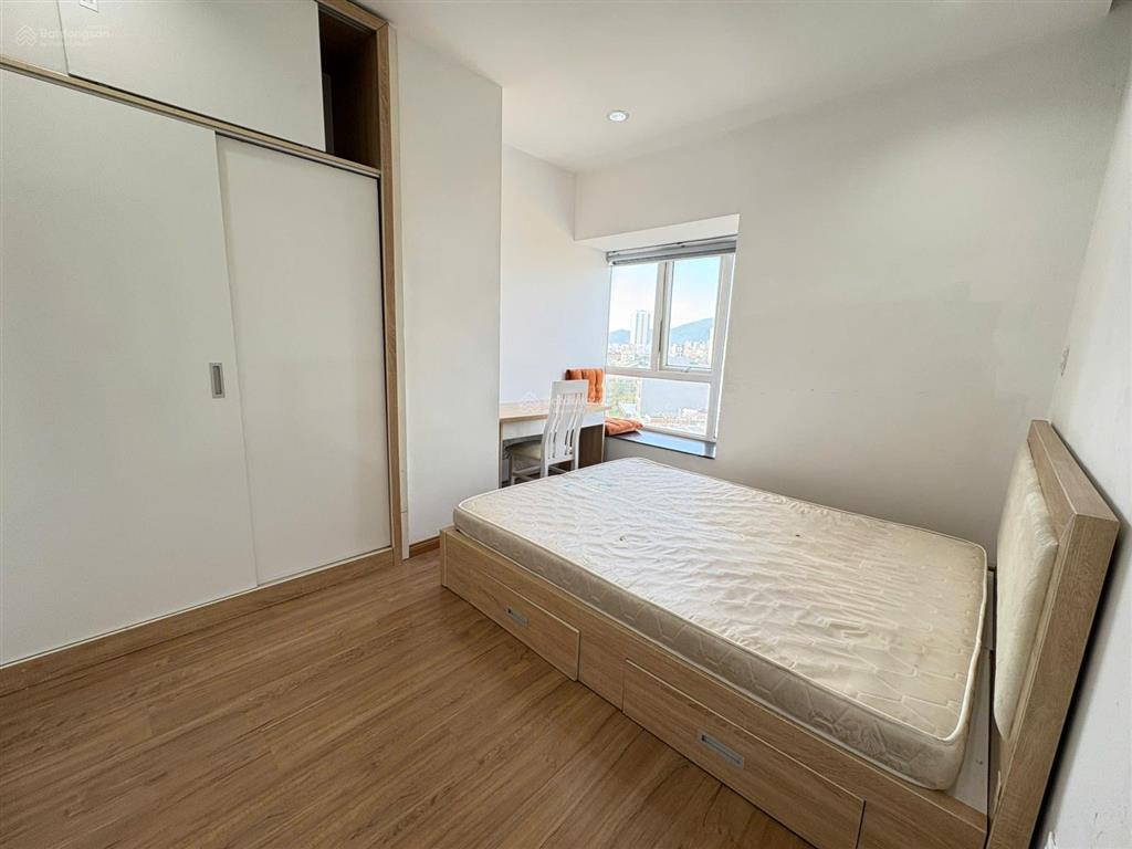 Chủ cần tiền bán gấp căn 2pn monarchy có sổ giá cực tốt