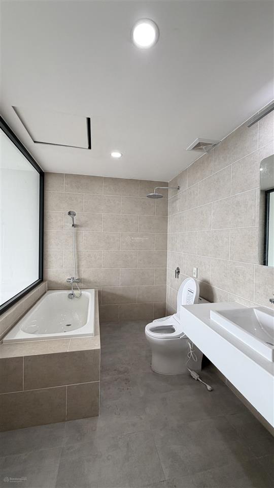 Căn hộ dhomme quận 6 hồng bàng 4pn 3wc 8 tỷ 130m2  view thoáng mát  1 căn duy nhất  0799 814 ***