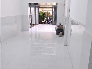 Bán nhà nguyễn văn cừ 49m² 2 tầng 8.1 tỷ hẻm xe hơi q1, có gpxd
