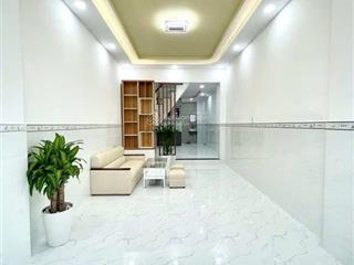 Nhà 2 tầng lê đình cẩn  dt48m  đường rộng  giá 4tỷ250, không lg không qh.