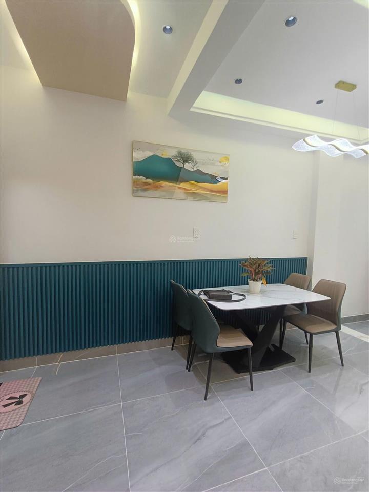 Nhà 2 tầng mới full nội thất gần aeon tân phú  dt 60m2  giá 5 tỷ 9 thương lượng   0985 576 ***