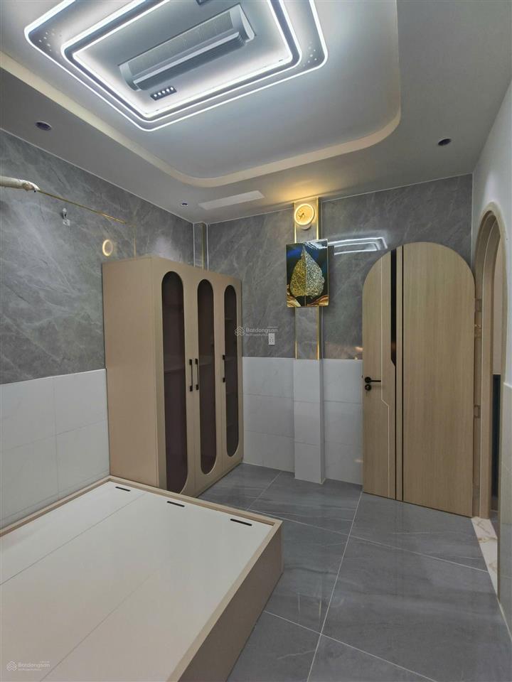 Nhà 2 tầng mới full nội thất gần aeon tân phú  dt 60m2  giá 5 tỷ 9 thương lượng   0985 576 ***