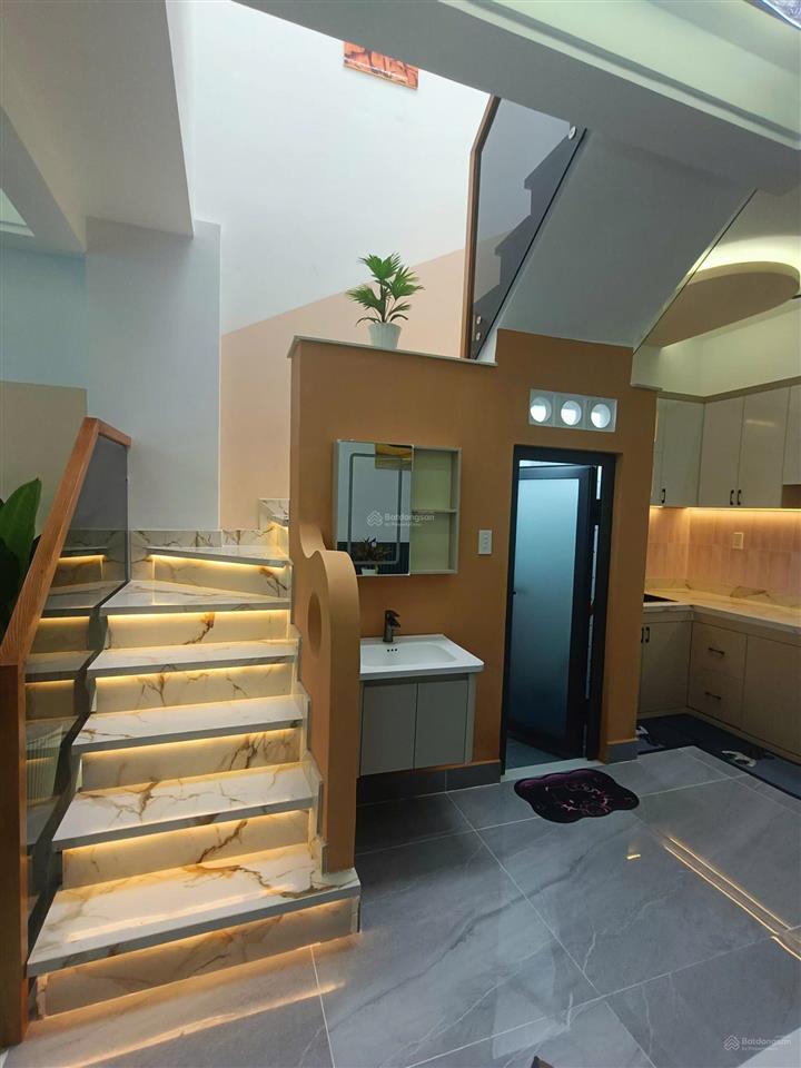 Nhà 2 tầng mới full nội thất gần aeon tân phú  dt 60m2  giá 5 tỷ 9 thương lượng   0985 576 ***