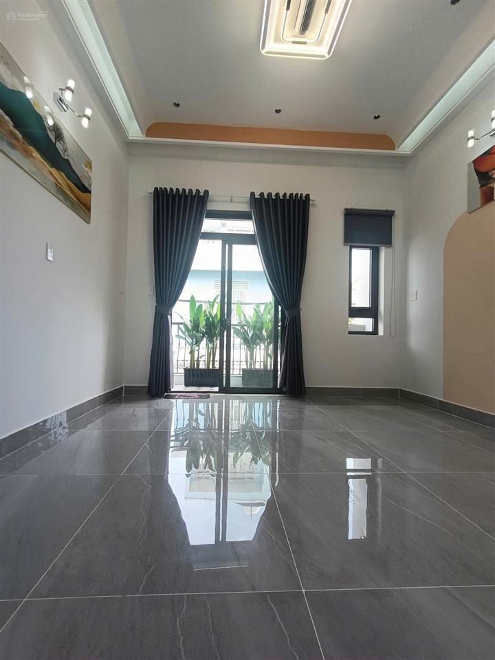Nhà 2 tầng mới full nội thất gần aeon tân phú  dt 60m2  giá 5 tỷ 9 thương lượng   0985 576 ***