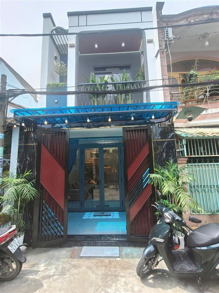 Nhà 2 tầng mới full nội thất gần aeon tân phú  dt 60m2  giá 5 tỷ 9 thương lượng   0985 576 ***