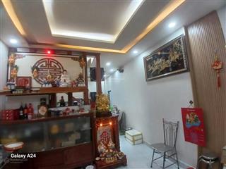 Hàng ngon! chủ gấp bán nhà 2 tầng đường trần hưng đạo quận 5, 4x 12m, 35m2 nở hậu tài lộc, giá ngộp