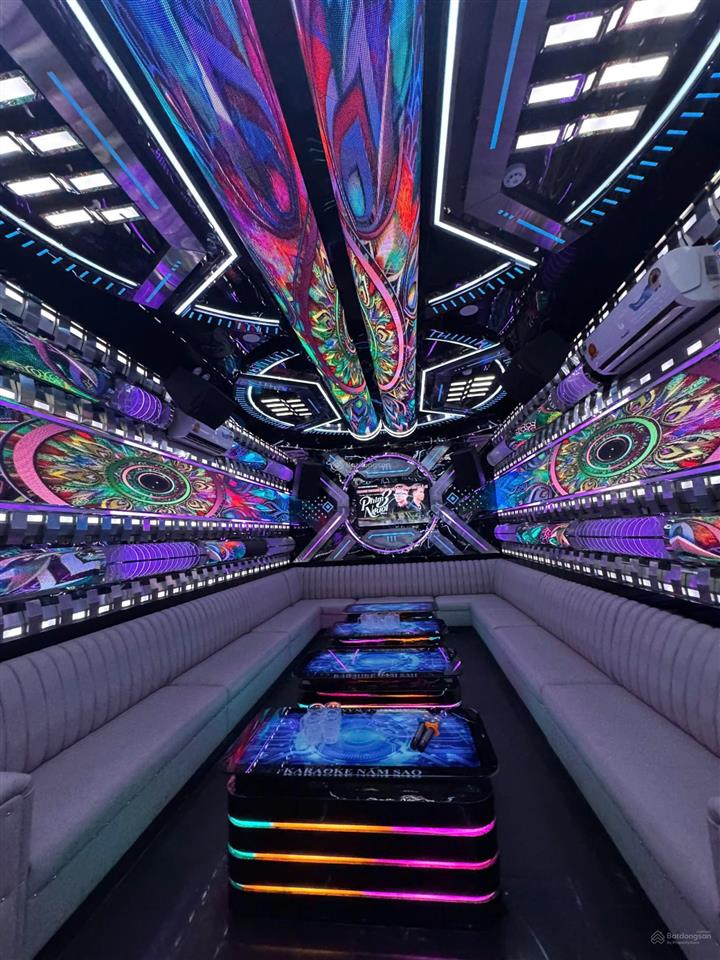 Cho thuê nhà đang kinh doanh karaoke tại la gibình thuận! giá sang 40 tỷ thương lượng