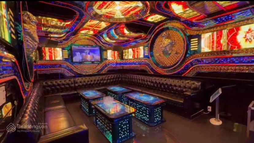 Cho thuê nhà đang kinh doanh karaoke tại la gibình thuận! giá sang 40 tỷ thương lượng