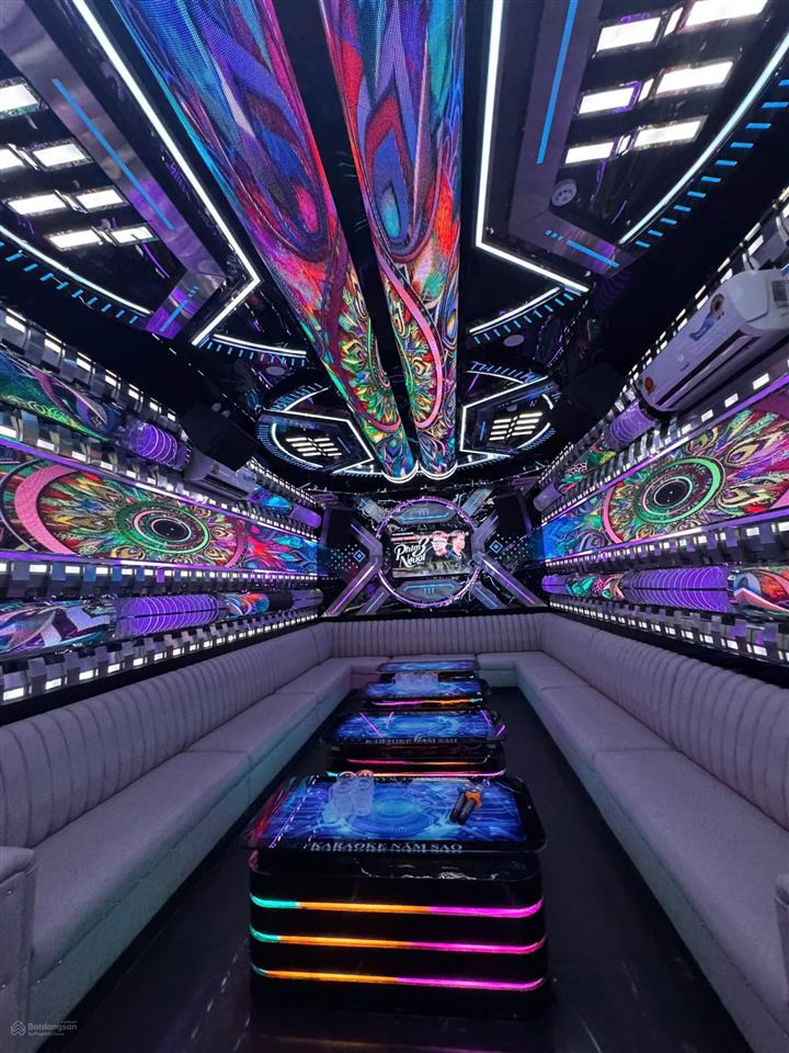 Cho thuê nhà đang kinh doanh karaoke tại la gibình thuận! giá sang 40 tỷ thương lượng