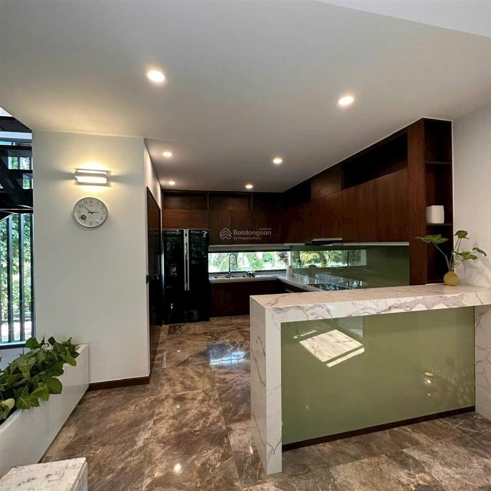 Chính chủ gửi bán biệt thự flamigo khu sky lakeview view hồ đại lải 500m giá 26 tỷ