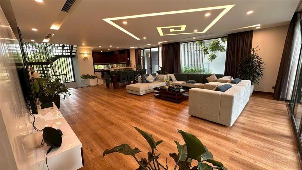 Chính chủ gửi bán biệt thự flamigo khu sky lakeview view hồ đại lải 500m giá 26 tỷ