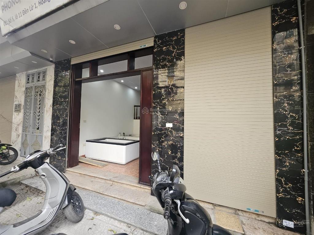 Chính chủ bán nhà số 5 lô 11 khu đô thị đền lừ 1 vỉa hè 3m mt 5.5 trước nhà 2 ô tô tránh hướng nam