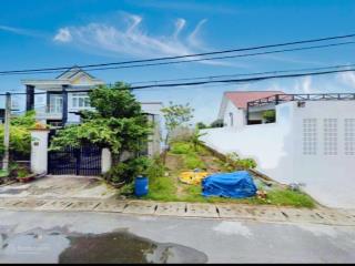 Cần bán nhanh lô đất 88m2, ngay kdc tân phú trung  củ chi . giá 1 tỳ 2 , sổ hồng riêng