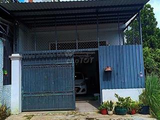 Chủ kẹt cần bán ngay nhà cấp 4 chỉ 2 phòng ngủ rộng rãi 700tr, shr