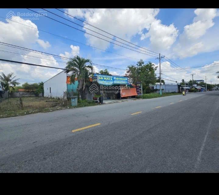 Bán đất mặt tiền đường thổ cư 100% đường ba sa , xã phước hiệp. dt 105m2, giá 900tr, sổ hồng riêng