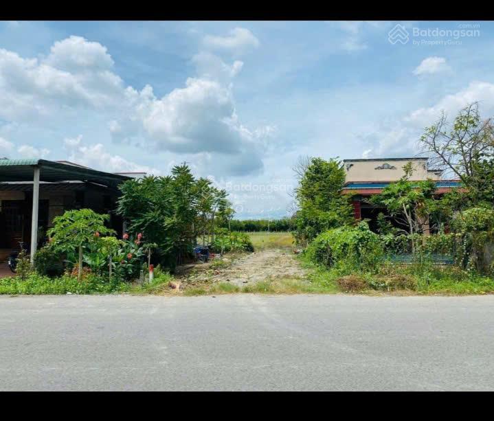 Bán đất ngộp 125m2 ngay mặt tiền đường ba sa , phước hiệp . giá 1 tỷ 3 , sổ hồng riêng