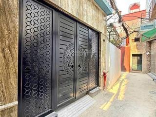 Bán gấp tòa chdv phố giáp bát dt 57m2 gồm 14 phòng cho thuê