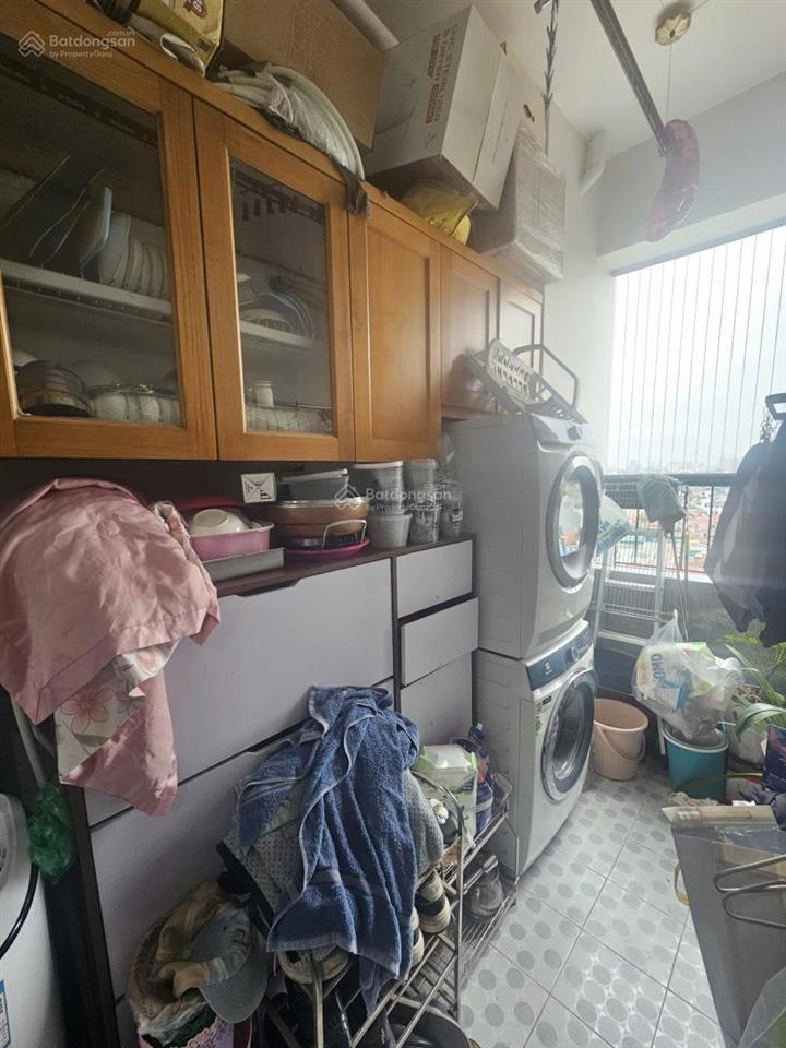 Căn hộ lô góc tầng trung phòng nào cũng có cửa sổ mặt phố bùi xương trạch 2pn 2wc giá 5,75 tỷ