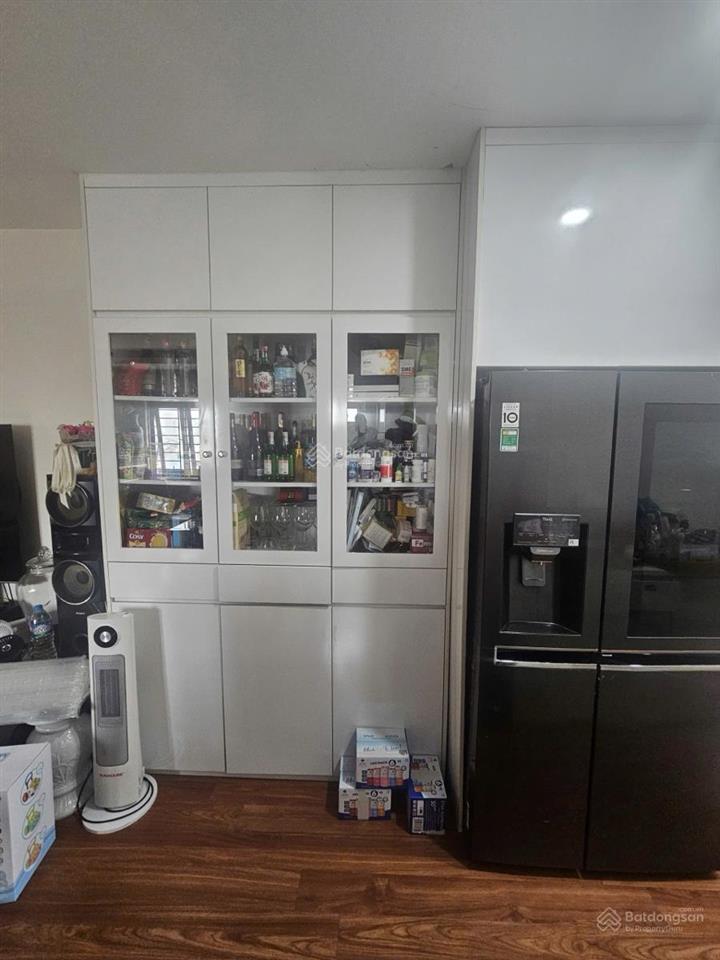 Căn hộ lô góc tầng trung phòng nào cũng có cửa sổ mặt phố bùi xương trạch 2pn 2wc giá 5,75 tỷ