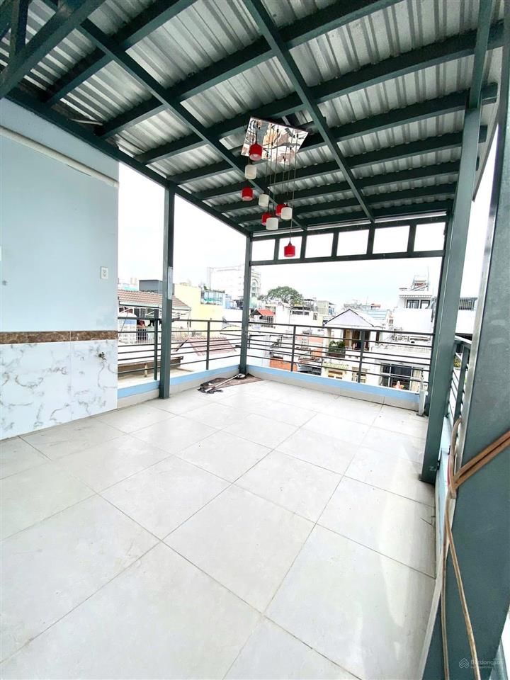 Nhà đẹp chơ hoa hồ thị kỷ trung tâm chợ hoa sài thành 5 tầng ở ngay  chỉ 7,88 tỷ.