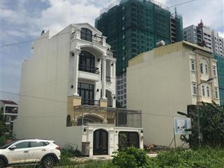 Bán toà nhà dự án hà đô, p. thạnh mỹ lợi, q2. dt 8 x 17.5m. cn 140m2. kết cấu hầm + 4tầng