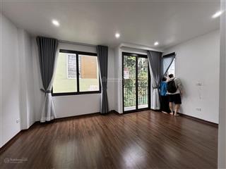 Bán nhà nghi tàm, tây hồ, sát mặt phố, nhà đẹp, thang máy chỉ về ở  11.5 tỷ.