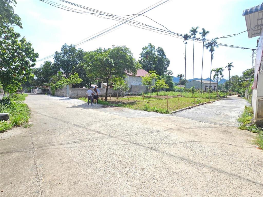 Còn duy nhất 1 lô tại lương sơn bám chục chính mà giá loanh quanh vài trăm