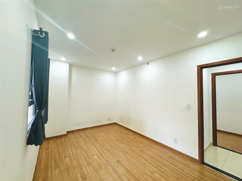 Bán chung cư cityland 100m2 3pn 2wc lầu 4 giá 7tỷ