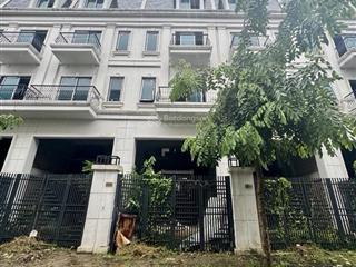 Chính chủ bán biệt thự liền kề khu vip happy land đông anh
diện tích 80m 4 tầng sổ hồng c