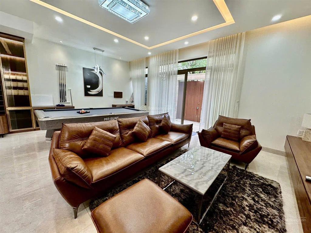 Bán biệt thự khu cao đức lân an phú  q2 (12x20m) cn 223.8m2 3 tầng,5pn,có hồ bơi giá chỉ 55 tỷ