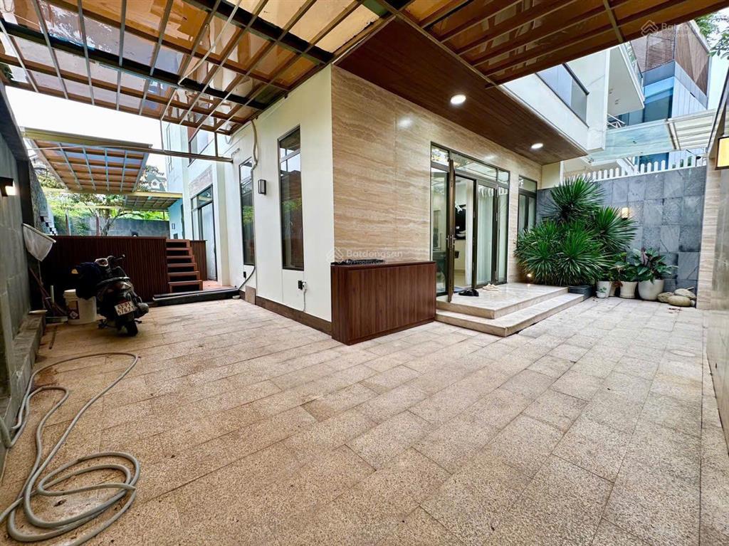 Bán biệt thự khu cao đức lân an phú  q2 (12x20m) cn 223.8m2 3 tầng,5pn,có hồ bơi giá chỉ 55 tỷ