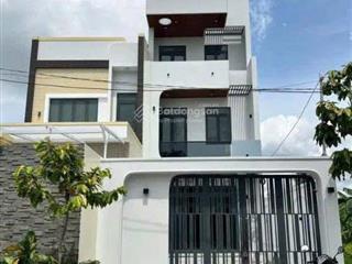 Tôi cần bán gấp căn nhà mặt tiền đường vành đai 4 để để bù lỗ giá 1 tỷ 375 shr 0355 918 ***