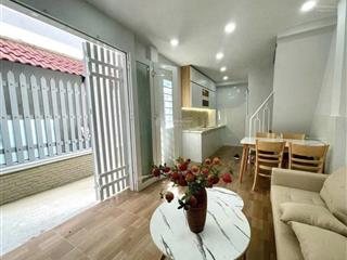 Cần bán gấp nhà chính chủ q7 giá chỉ hơn 2 tỷ, có nhà sổ hồng riêng.