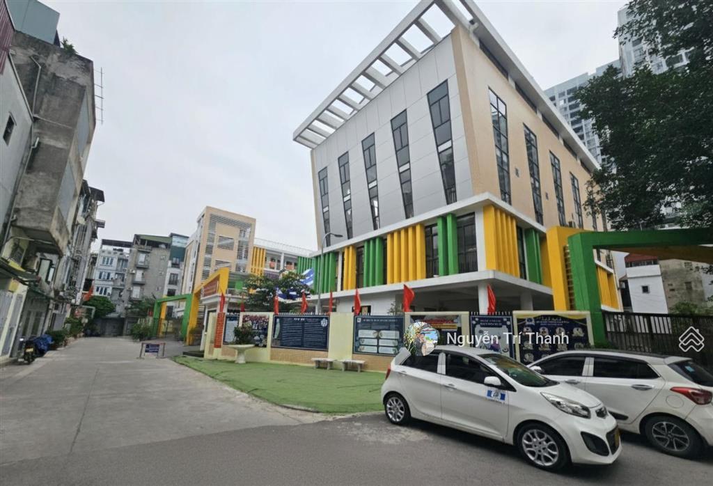 7 tỷ có nhà ô tô đỗ cổng  đối diện times city  hàng hiếm giữa trung tâm hai bà trưng!!!