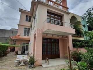 Bán gấp biệt thự 268m2, 25 tỷ tại lý phục man, bình thuận, quận 7, hcm