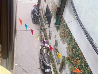 Đầu ngõ 39 giang văn minh, ba đình 55m, 4pn, 3vs, nhà mới đẹp, thoáng sáng, ngập tràn tiện ích